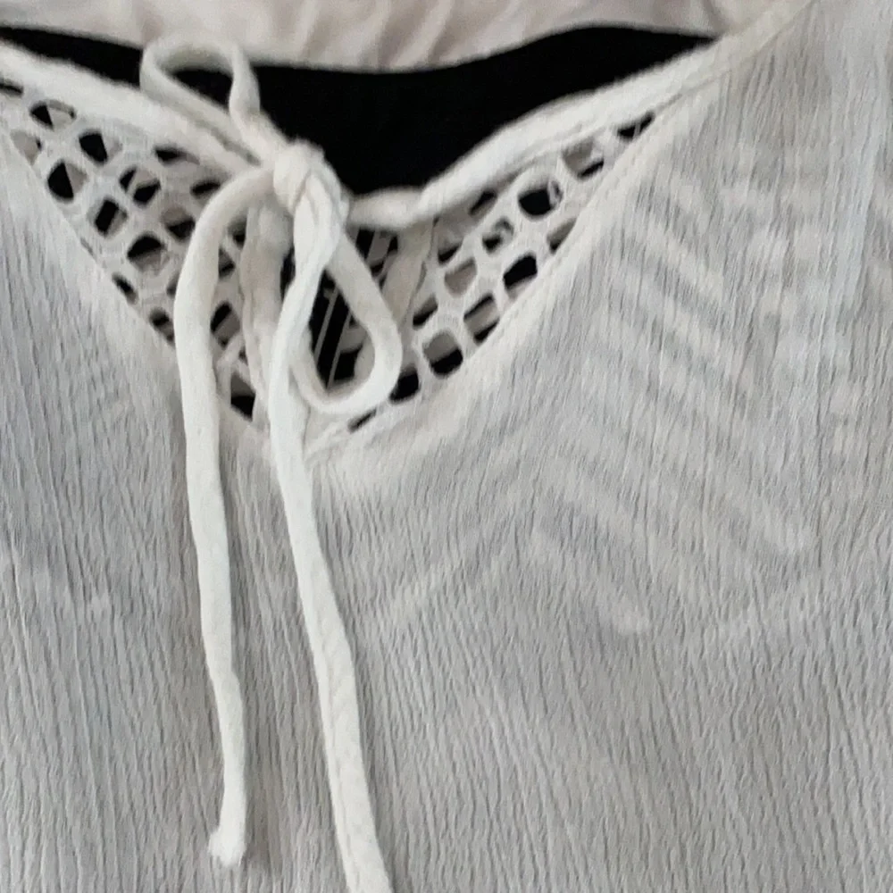 Harbor drive Swim coverup/cold shoulder blouse  3/4 sleeve White M